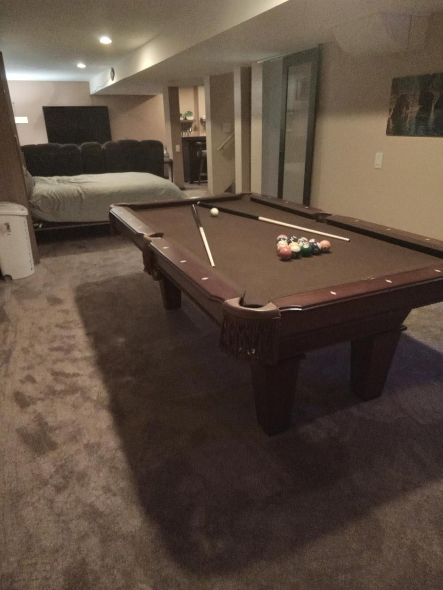 Super Suite With Sauna, Pool Table And Arcade Game ランシング エクステリア 写真